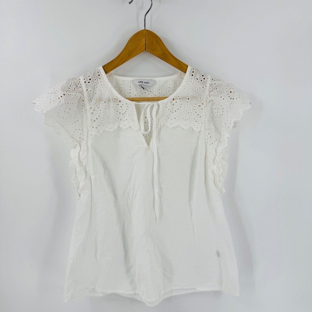 Nine West Eyelet Lace Blouse Flutter Sleeve Split Neck Cotton White Size M - Picture 7 of 7